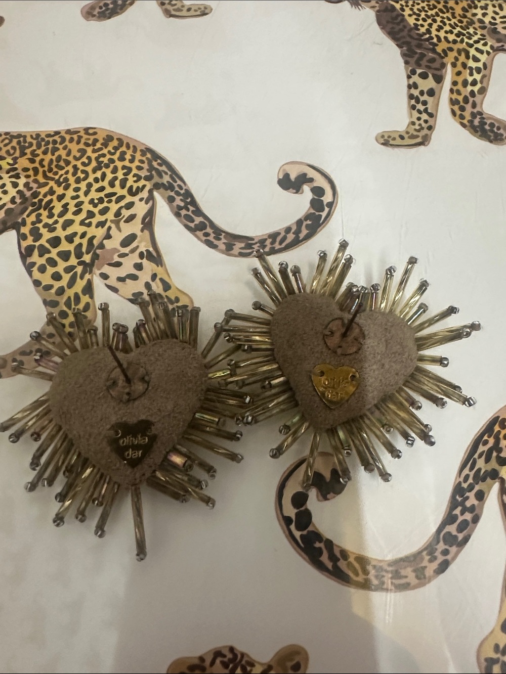 Olivia Dar Handcrafted Multicolor Heart earrings with Gold Accents - Picture 2 of 5
